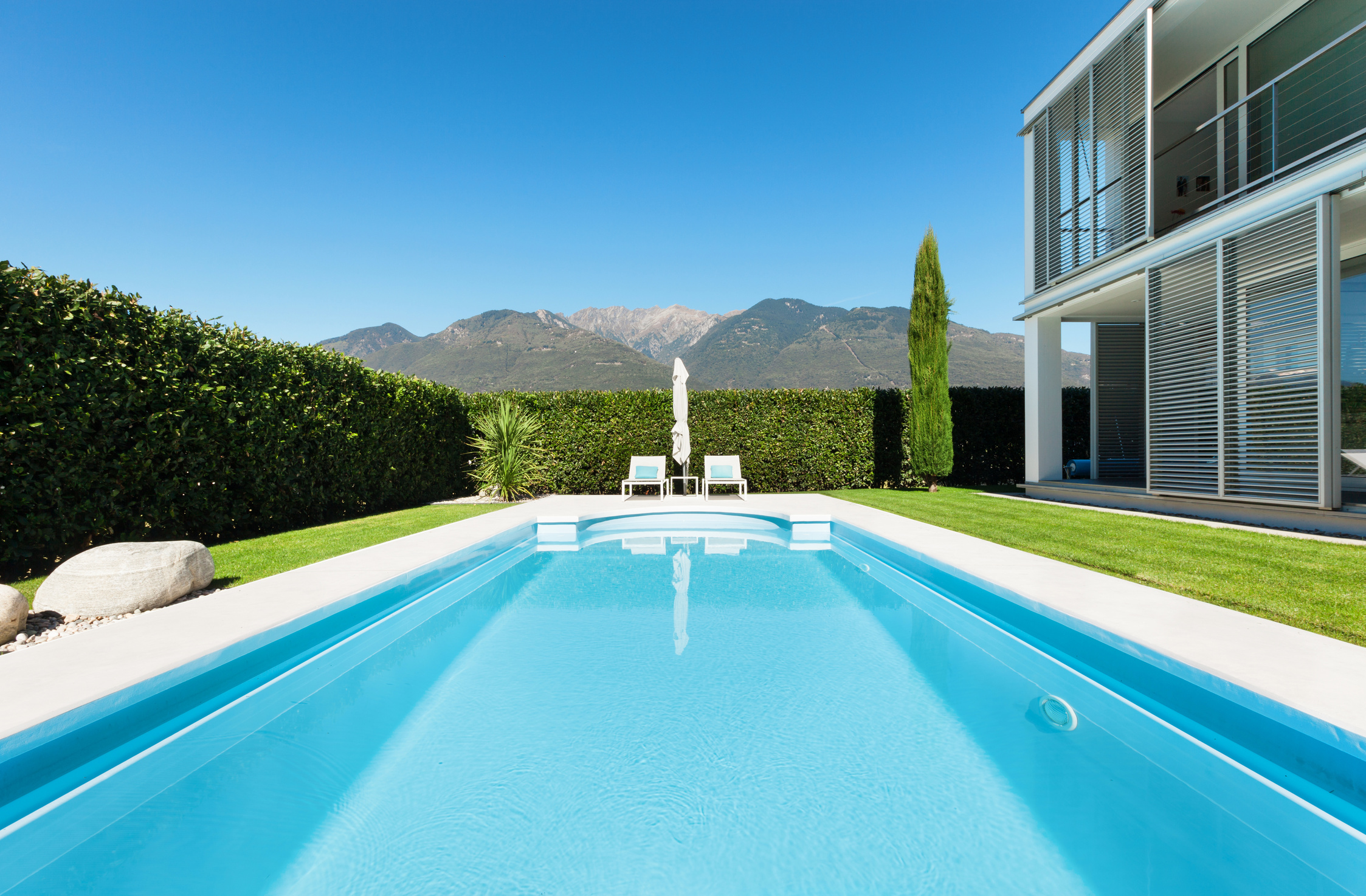 modern villa, pool